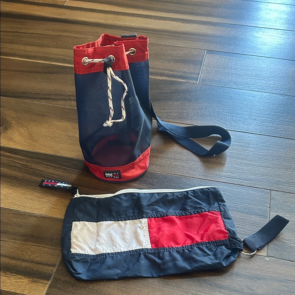 Tommy Hilfiger travel bag/bathing suit bag